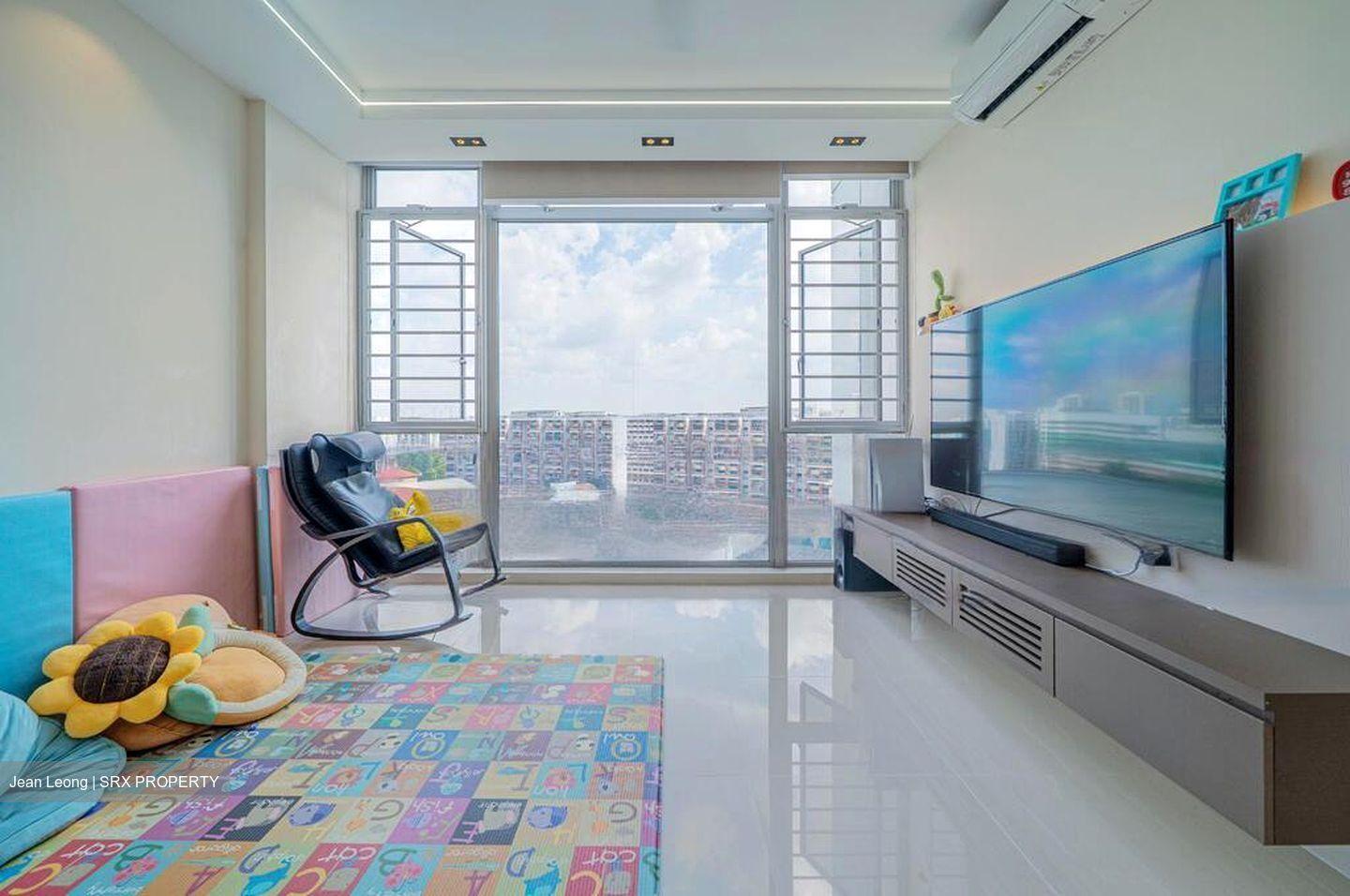 The Lakeshore (D22), Condominium #464335301